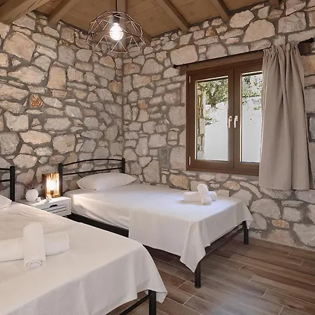 فيلة White Stone Dimitra And Eleni