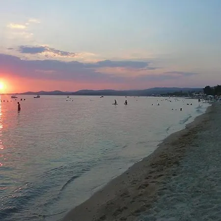 White Stone Dimitra And Eleni * آغيوس نيكولاوس