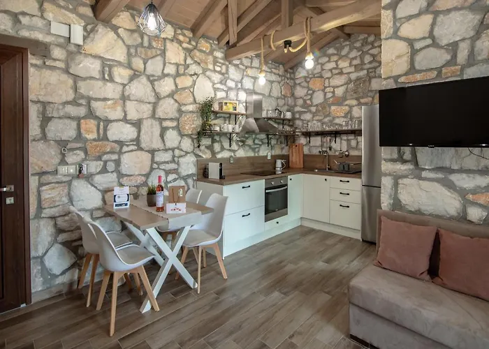 White Stone Dimitra And Eleni Villa *