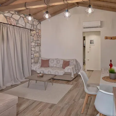 Willa White Stone Dimitra And Eleni Ajos Nikolaos