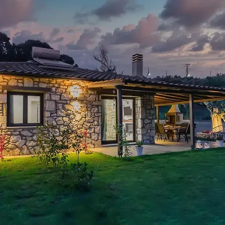 Willa White Stone Dimitra And Eleni *