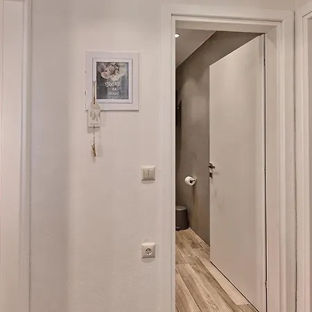 White Stone Dimitra And Eleni * Ajos Nikolaos